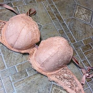 32DD VICTORIAS SECRET